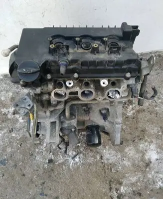 Mitsubishi Colt Engine