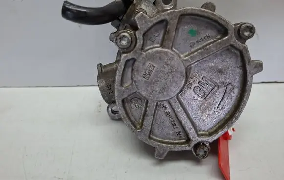Opel Astra K Vacuum pump S27645100 55495381