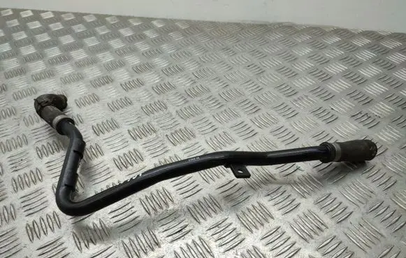 Mercedes-Benz A W176 Engine coolant pipe/hose