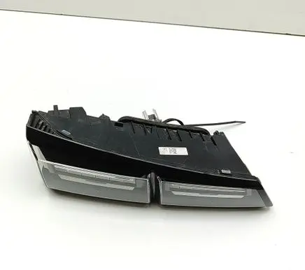 Peugeot 308 Tailgate rear/tail lights 9836300680