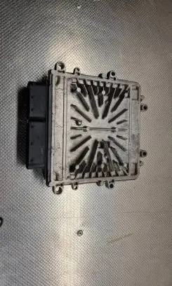 Volvo S80 Engine control unit/module ECU 30785100AB