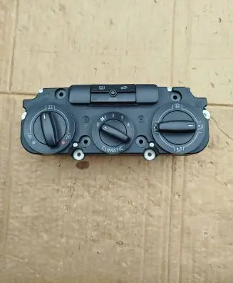 Volkswagen PASSAT B6 Climate control unit 1K0820047DP