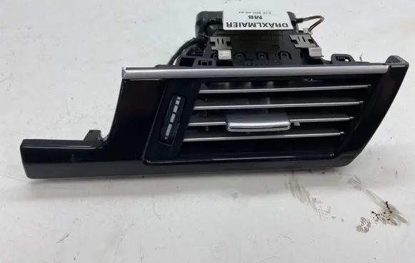 Mercedes-Benz E W212 Dashboard side air vent grill/cover trim 2128204004