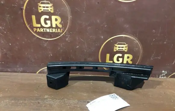 Volkswagen Touran I Front bumper mounting bracket 1T0807889B