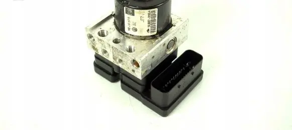Volkswagen Golf V ABS Pump 1K0614117S 1K0907379AK
