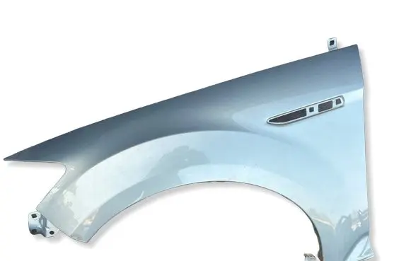 Ford Mondeo MK IV Fender 