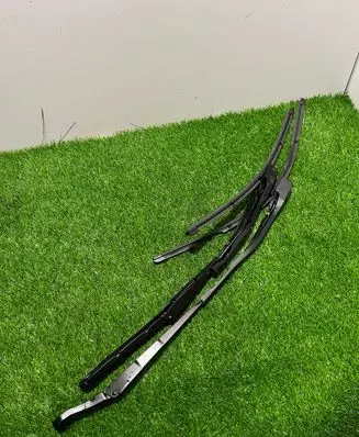BMW M2 G87 Headlight wiper blade set 9448916 9448921