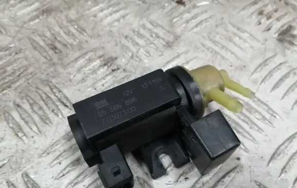 Chevrolet Trax Turbo solenoid valve 55566898 70307300 13T156