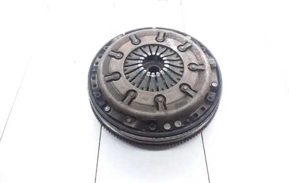 Audi A4 S4 B6 8E 8H Clutch set kit 038141032P