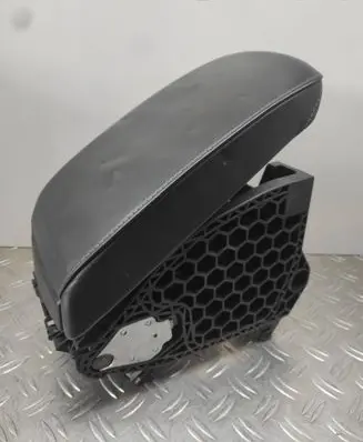 Skoda Superb B6 (3T) Armrest 3T0864207D