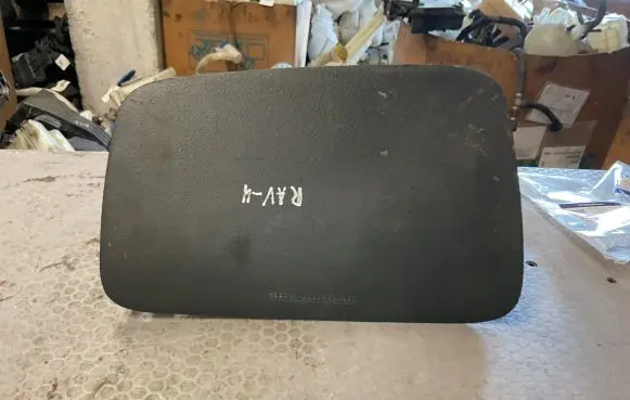 Toyota RAV 4 (XA20) Passenger airbag 7397042010B0