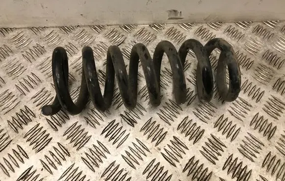 Mercedes-Benz C W204 Rear coil spring