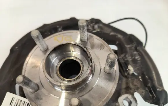 Ford Mondeo MK V Front wheel hub spindle knuckle DG9C-3K170-A