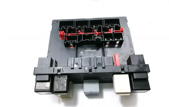 Volkswagen PASSAT B6 Comfort/convenience module 3C0937049H