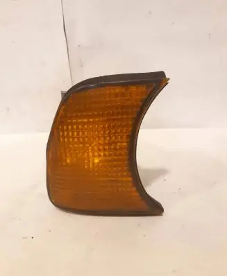 BMW 5 E34 Front indicator light 1384034 155042 155244