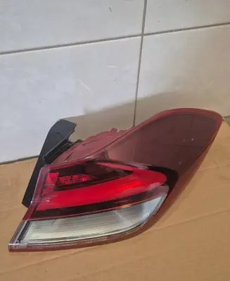 Hyundai i30 fastback Rear/tail lights 92402G4