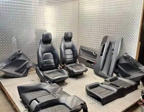 Mercedes-Benz E A207 Interior set 