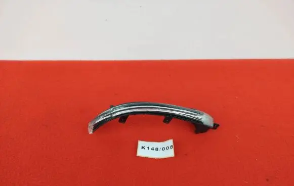 Volkswagen Touareg II Front indicator light 7P6949102
