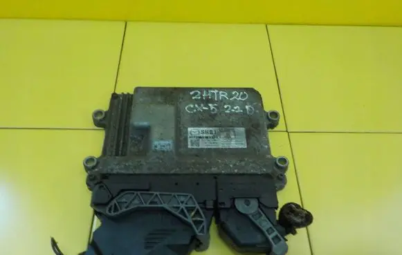Mazda CX-5 Engine control unit/module SH01188814