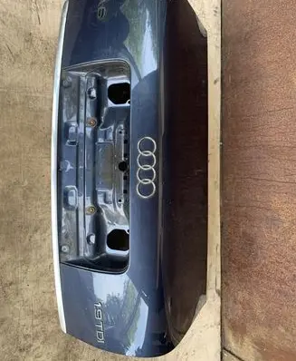 Audi A6 S6 C5 4B Tailgate/trunk/boot lid