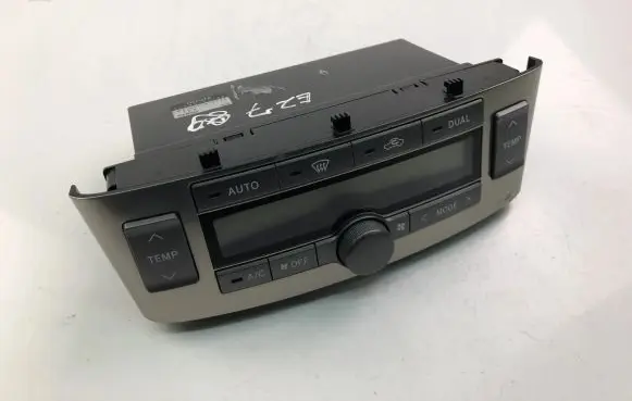 Toyota Avensis T250 Interior fan control switch 5590005140