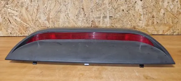 Chevrolet Epica Third/center stoplight E130825