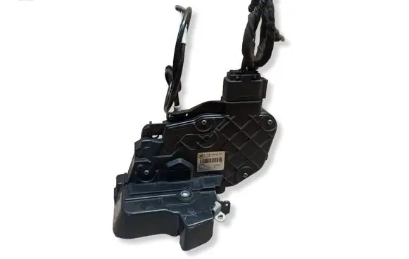Land Rover Discovery 3 - LR3 Rear door lock 7H5A26412AA 979592 A048317