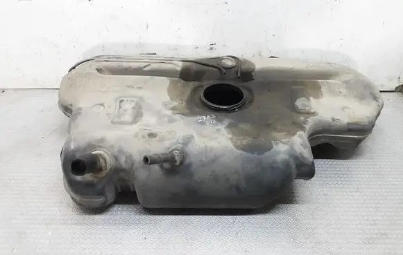Toyota Corolla E120 E130 Fuel tank 7711102080