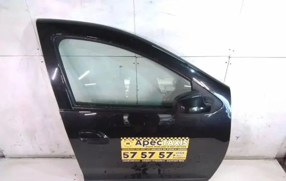 Dacia Logan II Front door