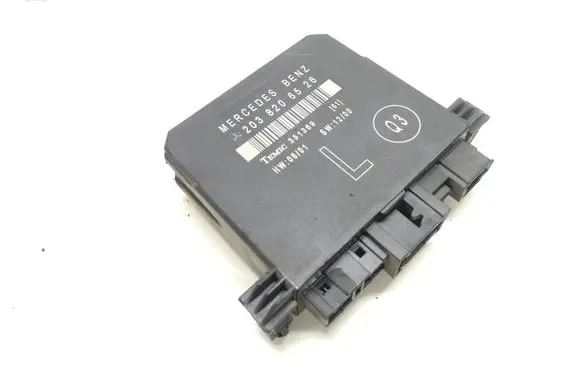 Mercedes-Benz C W203 Door control unit/module 2038206526