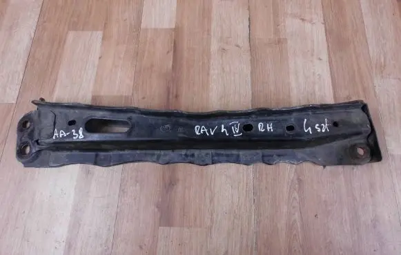 Toyota RAV 4 (XA40) Engine mount bracket 5110742020