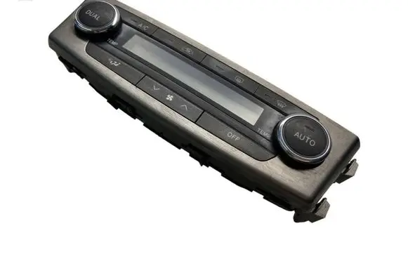 Toyota Avensis T270 Climate control unit 5590005470 E1064719 TOY445L101115310116