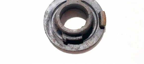 Honda Insight Front coil spring rubber mount 