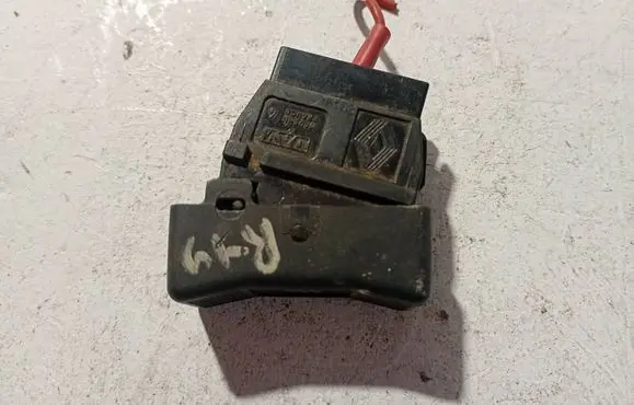 Renault 19 Other switches/knobs/shifts 789631