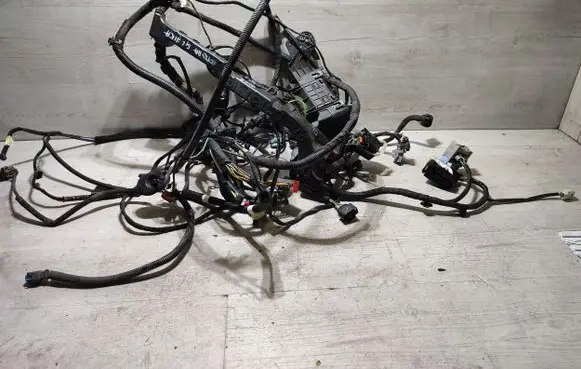 Peugeot 2008 I Engine installation wiring loom 1614389080