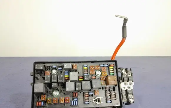 Opel Insignia A Fuse box set 22933571