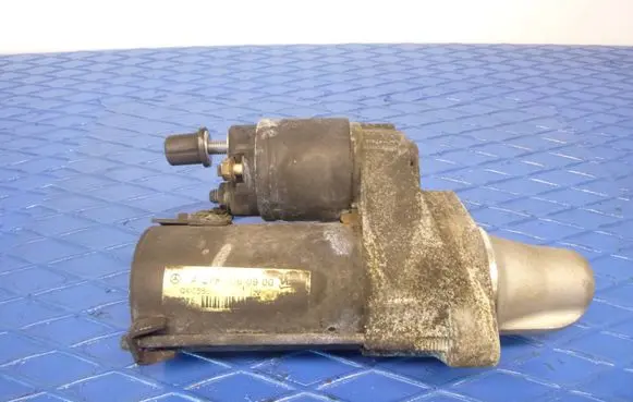 Mercedes-Benz CLS C218 X218 Starter motor A2789060900