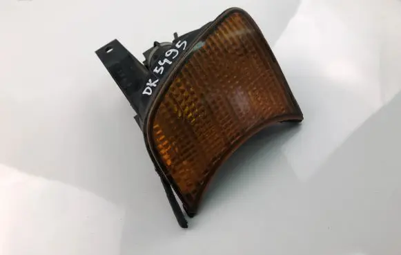 BMW 5 E34 Front fender indicator light 155243