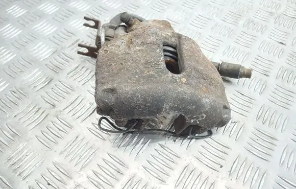 Volkswagen PASSAT B5.5 Front brake caliper
