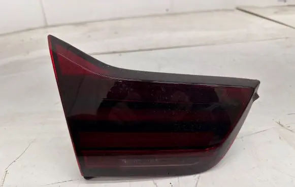 BMW M4 F82 F83 Tailgate rear/tail lights 63217426053