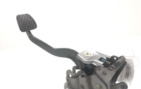 Honda CR-V Brake pedal 