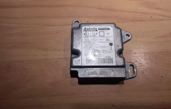 Renault Megane I Airbag control unit/module 7700430059B