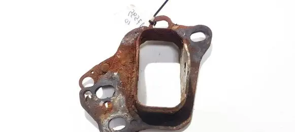 Opel Vectra B Bracket in trunk/boot 