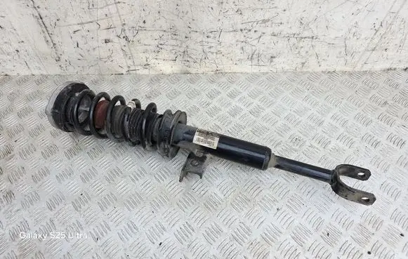 BMW 5 F10 F11 Front shock absorber with coil spring 6863888 31316863888