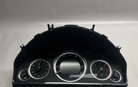 Mercedes-Benz E W212 Speedometer (instrument cluster) A2129002709