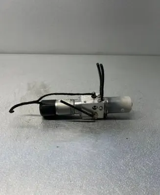 Volvo XC70 Tailgate hydraulic pump motor 31218393
