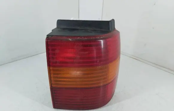 Volkswagen PASSAT B4 Rear/tail lights 3A9945112