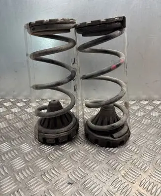 Nissan 350Z Rear coil spring 