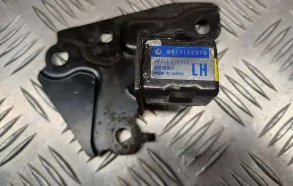 Subaru Impreza II Airbag deployment crash/impact sensor 98231FE070