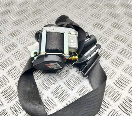 Maserati Levante Front seatbelt 6700666000 634654600